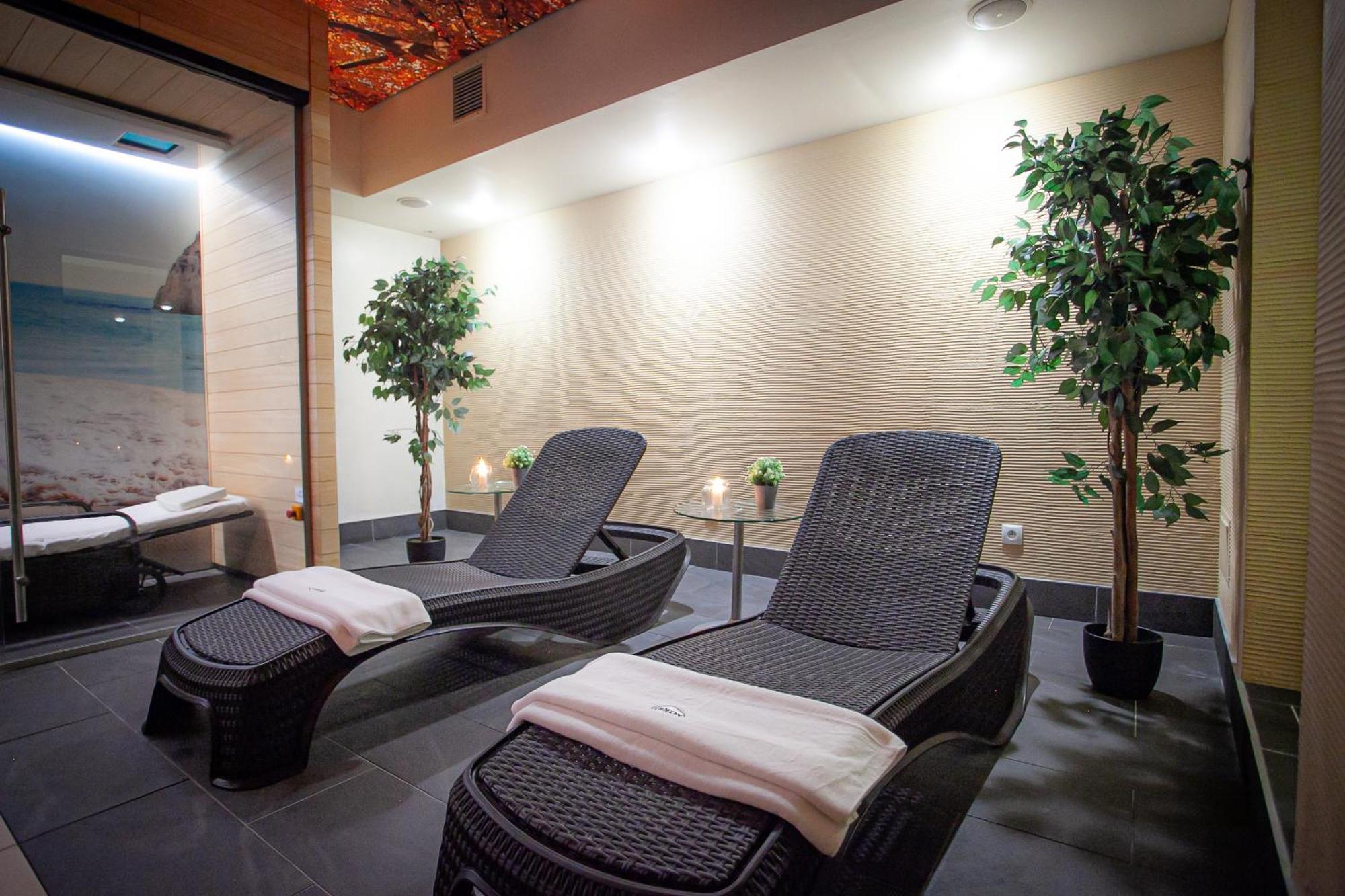 Hotel & Spa Odeon Boguchwała 외부 사진